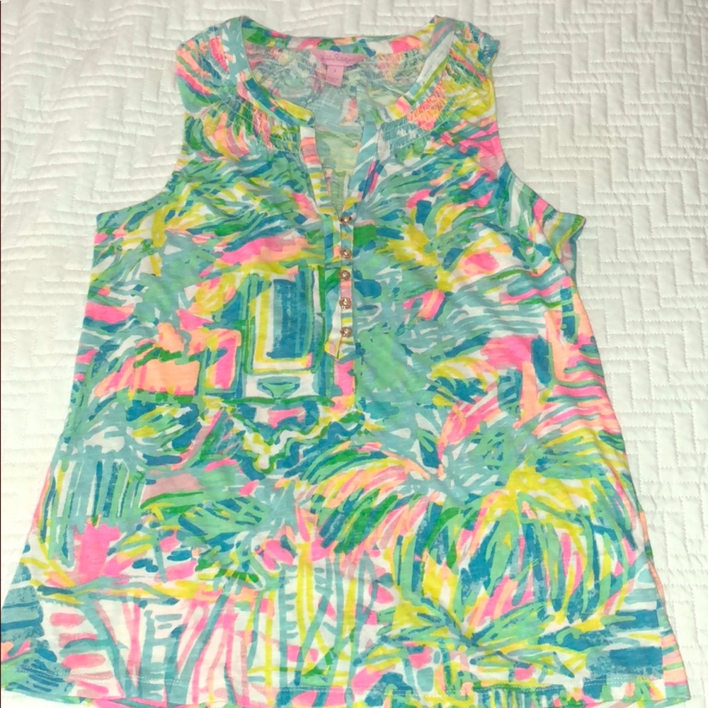 Sleeveless Essie top- EUC- Like New